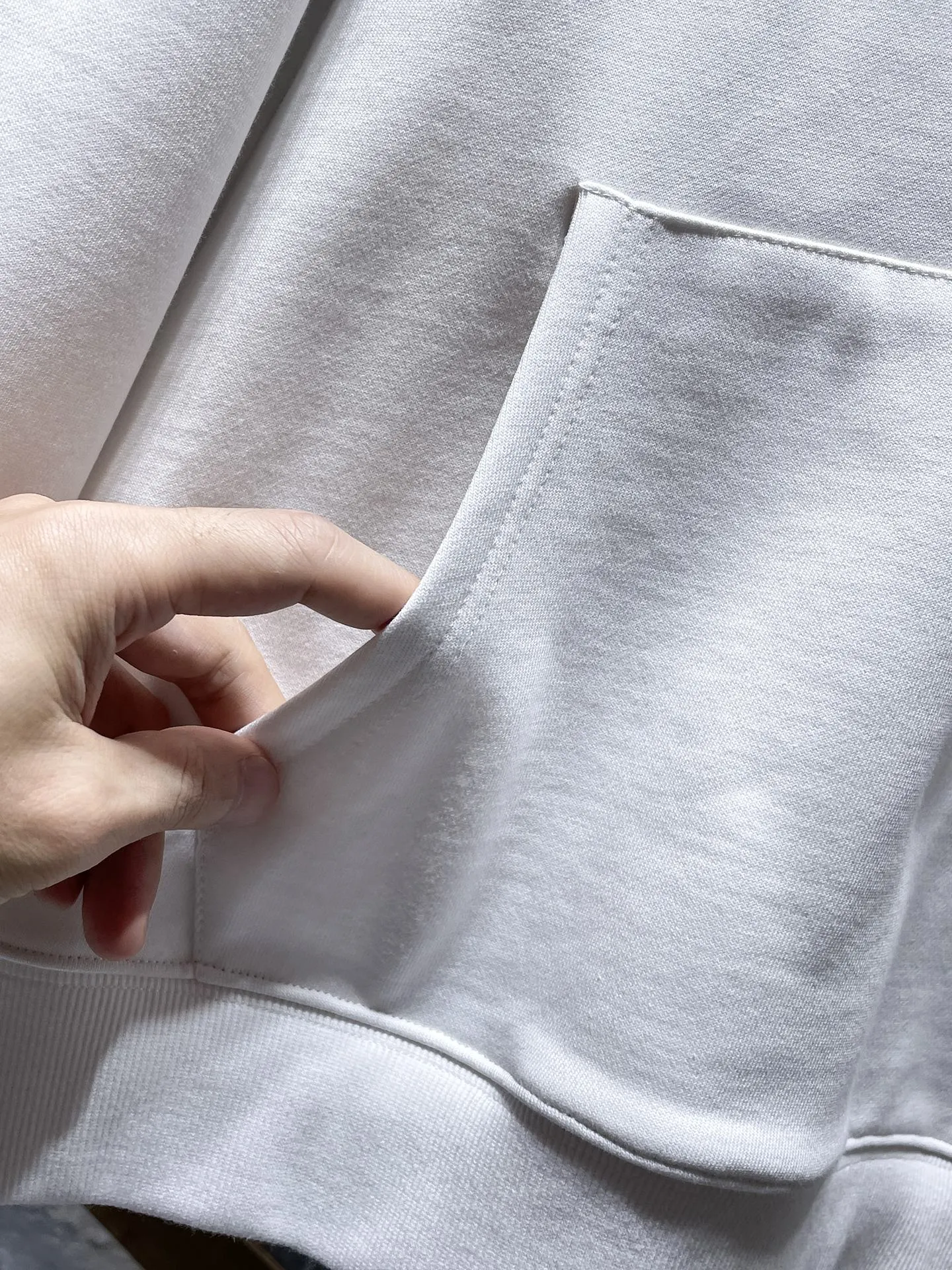 P270 Chrome Hearts Autumn and Winter 2025 Counter Synchronization Horseshoe Sanskrit Cross Hollow Embroidery Special Craftsmanship Hooded Sweatshirt Vacuum Embroidery Method! Heavy embroidery! ! ! Tens of thousands of needles! ! Improved customized version of 1:1 high-gram weight high-quality fabric Recommended color: white black code number: S, M, L, XL